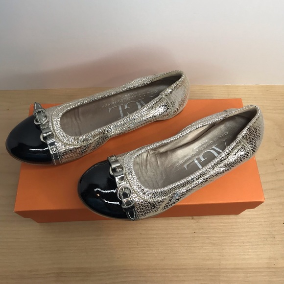 Attilio Giusti Leombruni Siver Ballet Flat - Picture 2 of 5